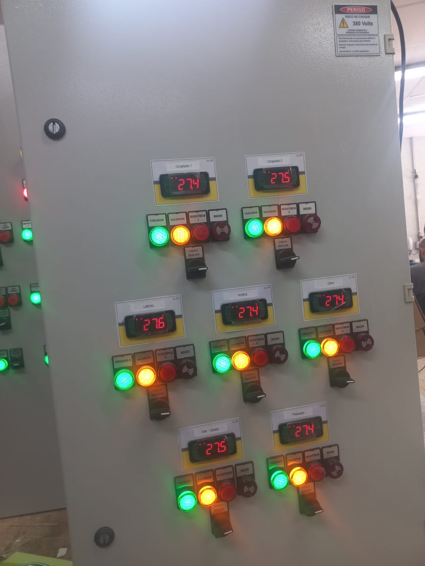 Técnicos certificados em refrigeração comercial e industrial - Central Frio