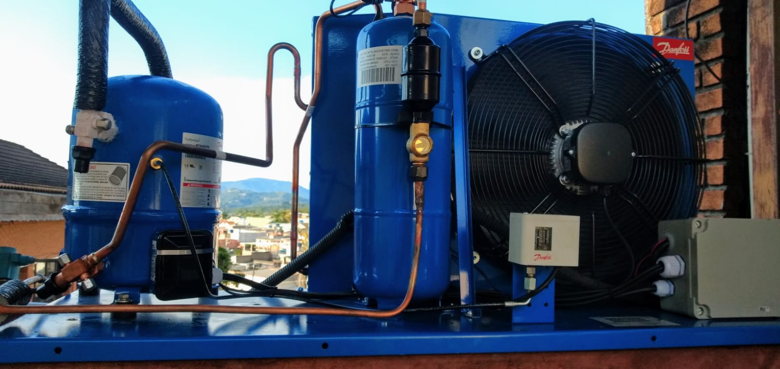 Garantia de qualidade em serviços de instalação e manutenção de refrigeração